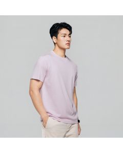 Giordano Men's Liquid Touch Crewneck Tee 01026803 in Light Lilac, featuring Liquid Touch fabric and a classic crew neckline.